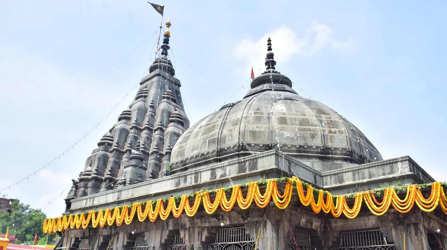 Vishnupad Temple
